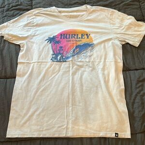 Hurley Short Sleeve Graphic Tee in Men’s Small
